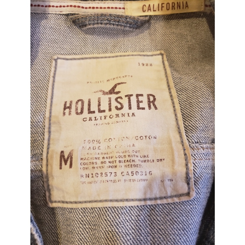 Hollister Distressed Jean Jacket - Picture 2 of 3